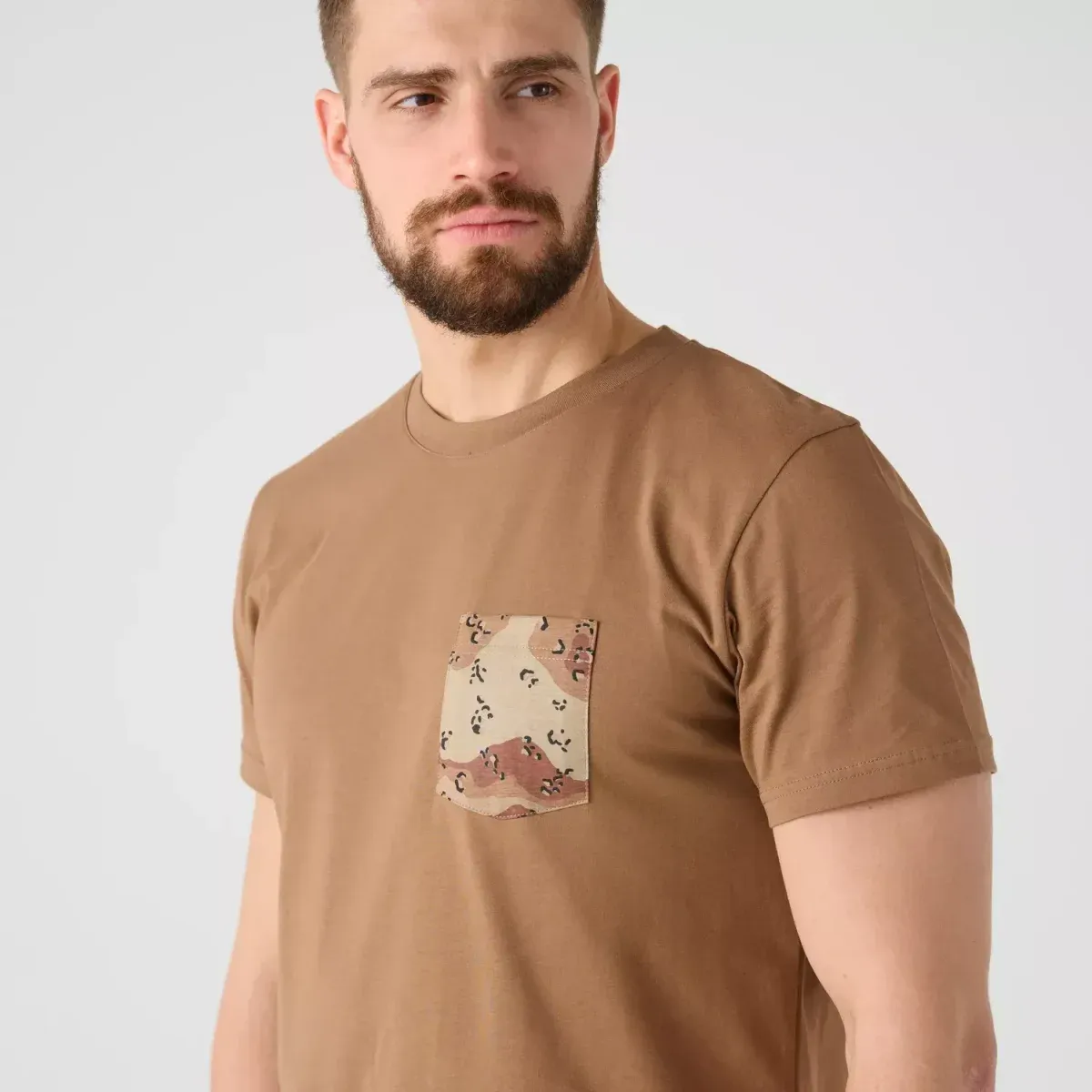 Футболка Helikon-Tex T-Shirt — карманы и фурнитура