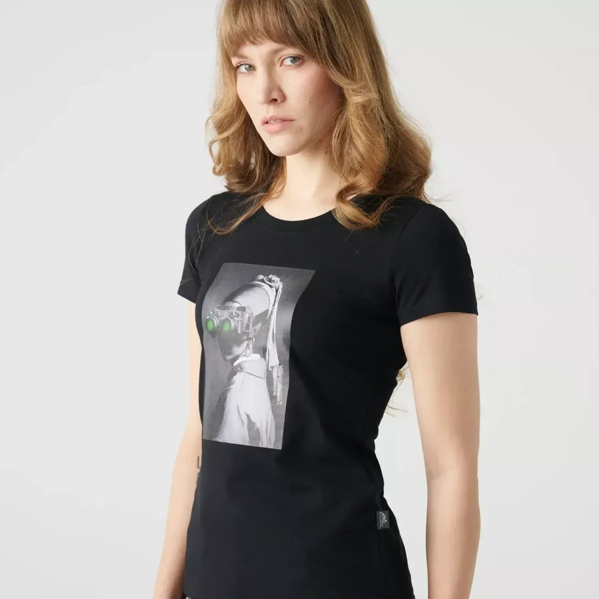 Футболка NVG Girl — вид сзади